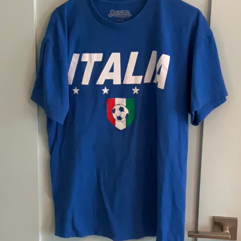 2 novelty T’s - Picture 2 of 8